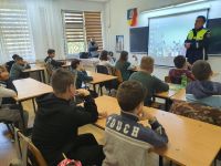 Tacerea e tot violenta_09